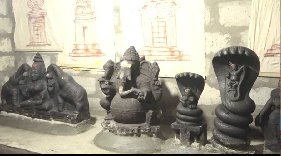 யாழ்ப்பாணத்தில் உள்ள பிள்ளையார் ஆலயமொன்றில் இடம்பெறும் அதிசயம் பார்க்க படையெடுக்கும் மக்கள் - Yarldeepam News